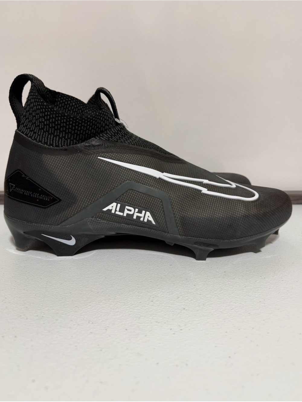 Nike Alpha Menace Elite 3 Men’s Football Cleats-Size 13 New